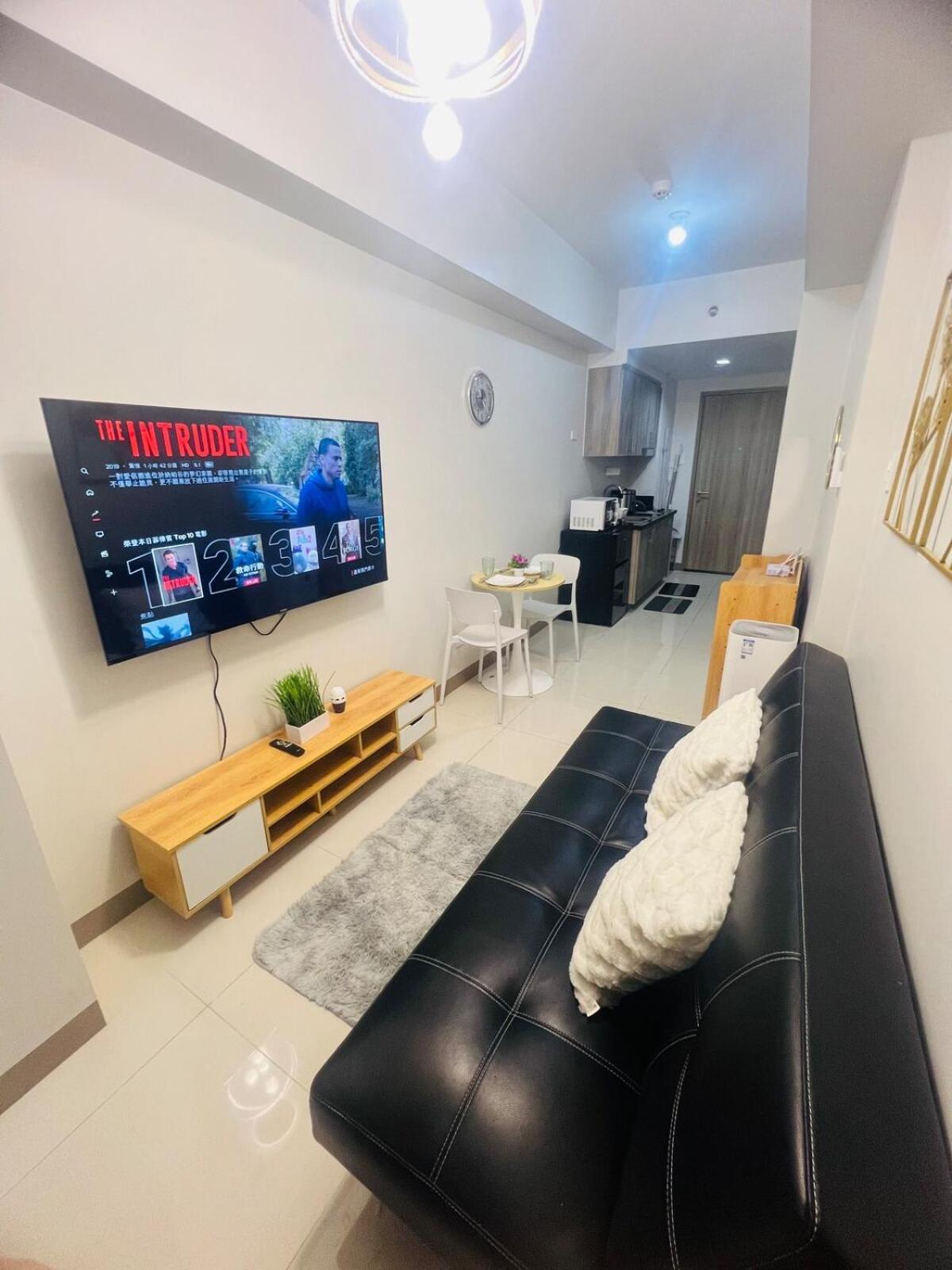 Apartment Athena Near Mall Of *