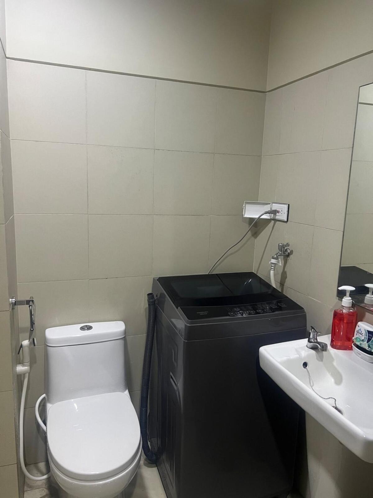 Apartment Athena Near Mall Of